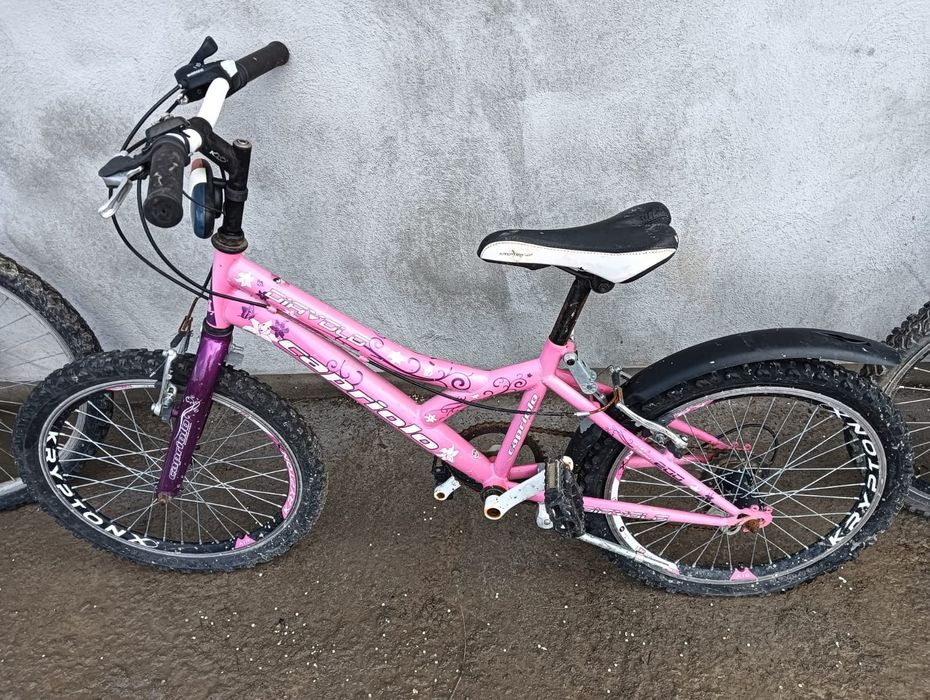 Vând   bicicleta