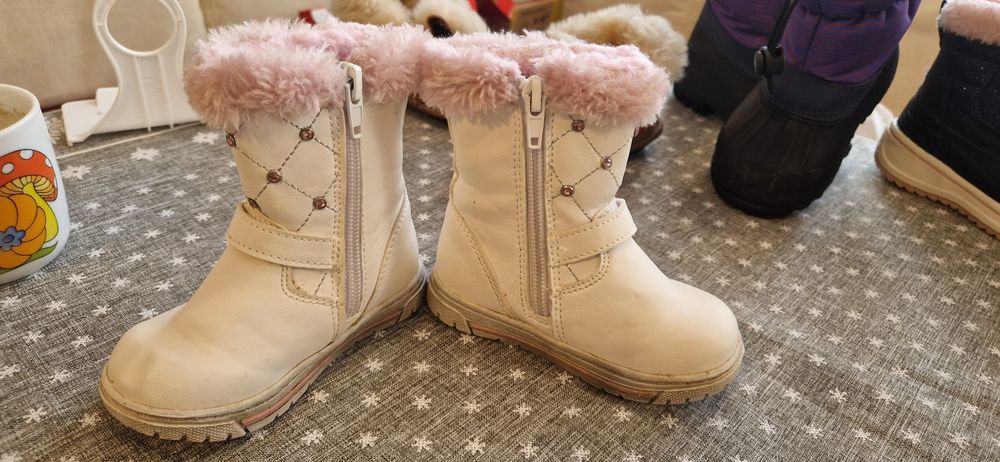 Детски ботуши с пух