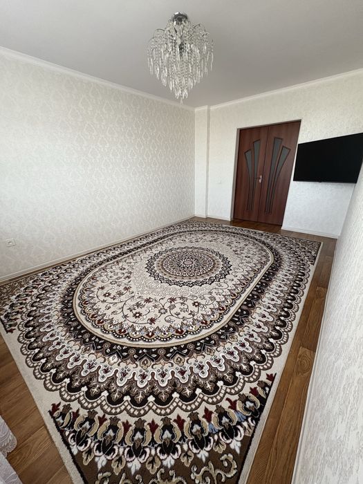 Продам ковёр в отличном состоянии