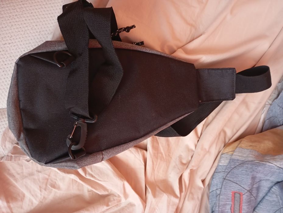 Мъжка чанта за през рамо