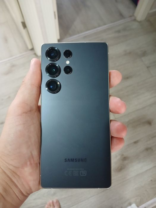 Samsung Galaxy S25 Ultra 256 ГБ!