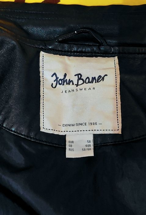 Geacă John Baner