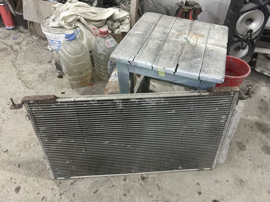 Продам радиатор кодиционера от камри 30