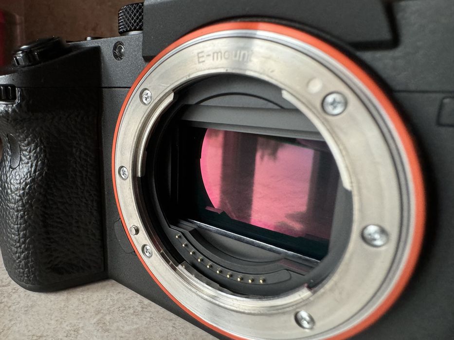 Sony a7III - като нова