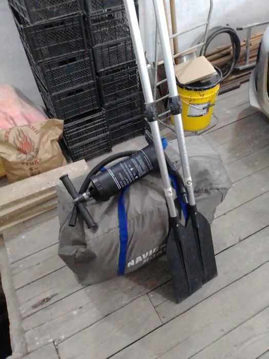 Продам лодку требует ремонт.