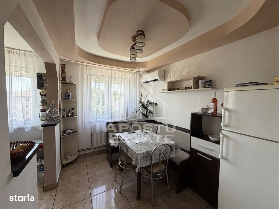 Apartament cu 3 camere de vânzare , Zona Dacia , Timisoara