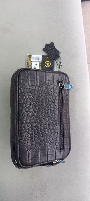 Продается мужская сумка, возможно доставка, пишите и звоните телеграмм