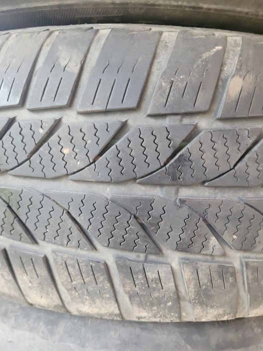 Vand  4 cauciucuri 200/55/16