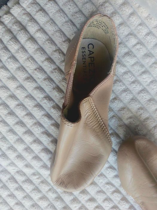 Обувки за джаз от истинска кожа  на Марка Capezio