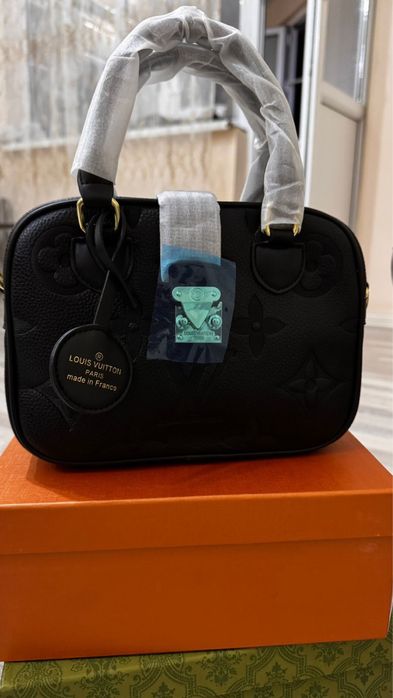 В наличии все сумки