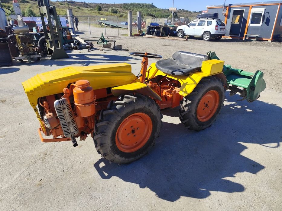 Tratoras pasquai 995  35 cp