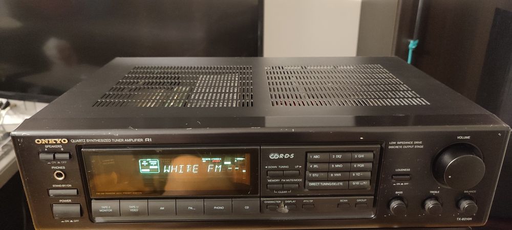 Sony STR AV270 X sau Onkyo TX 8210R
