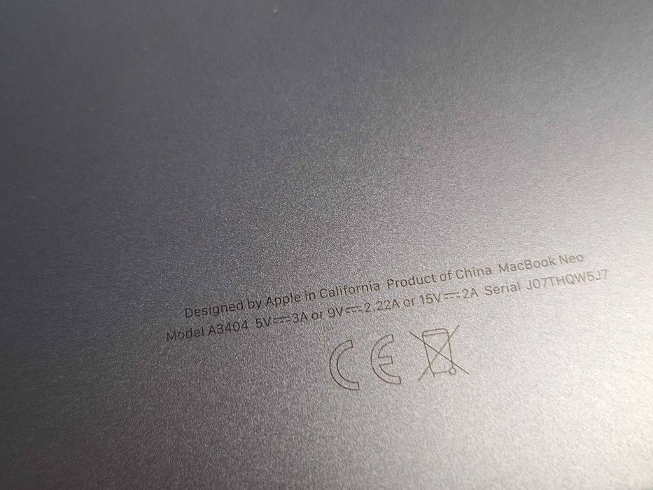 Лаптоп Mac book neo MBN13A18