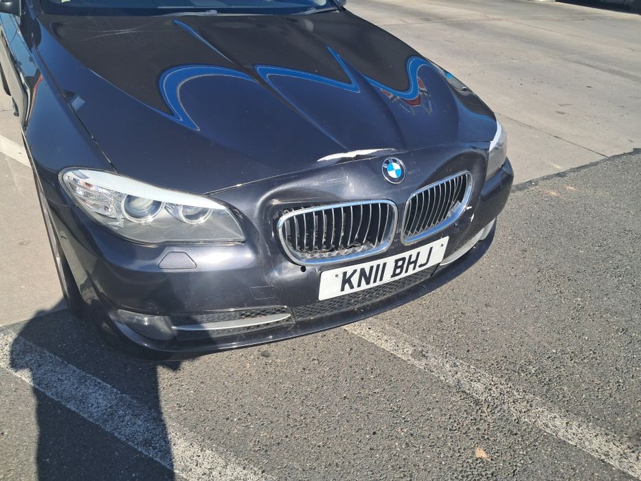 Vand BMW 520 An 2011. ( UȘOR AVARIAT)
