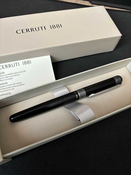 Stilou Cerruti 1881