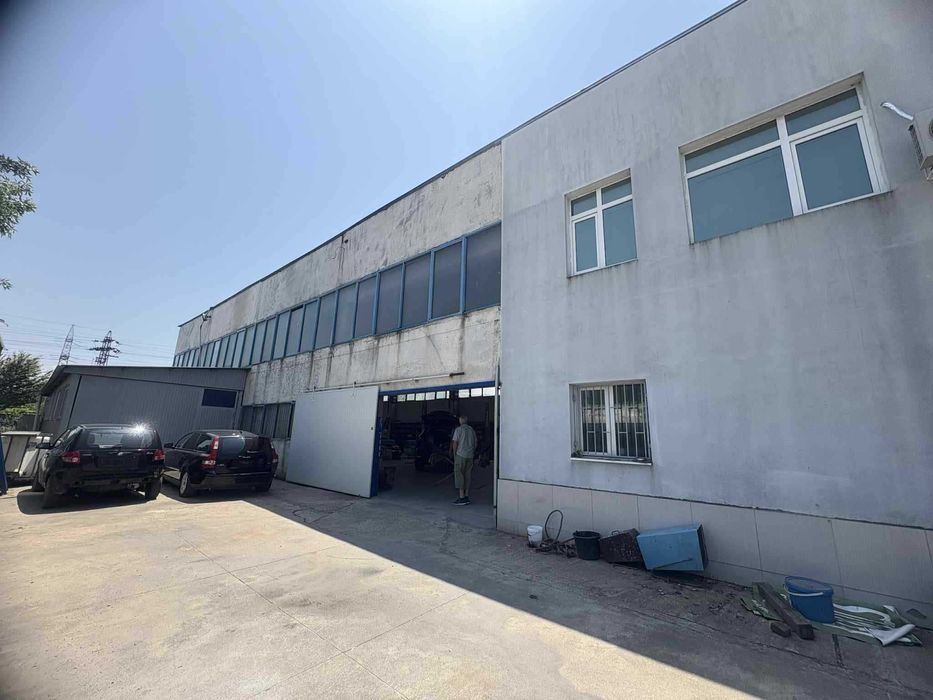 Дава се под наем Промишлена сграда в София, Военна рампа - 500 кв.м за 3500 € - Снимка #12