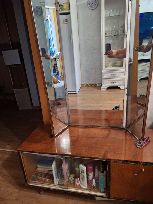 Бесплатно  продам