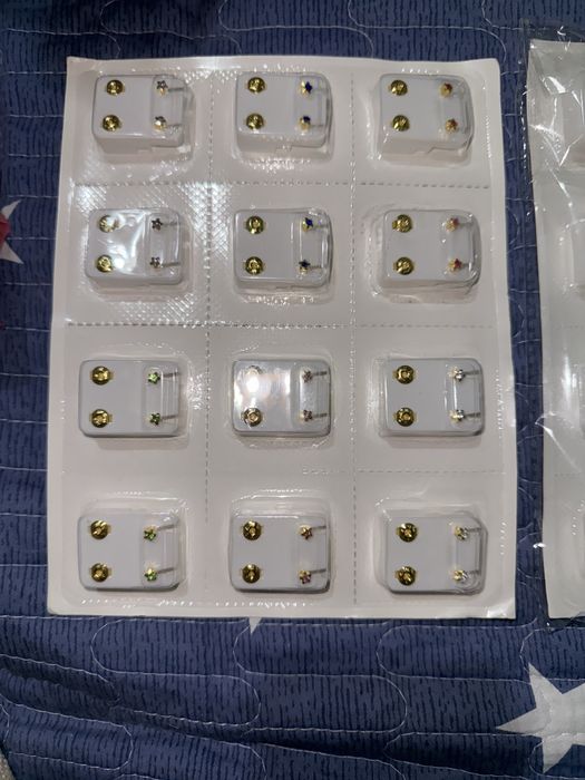 Прокалывание ушей пирсинг носа