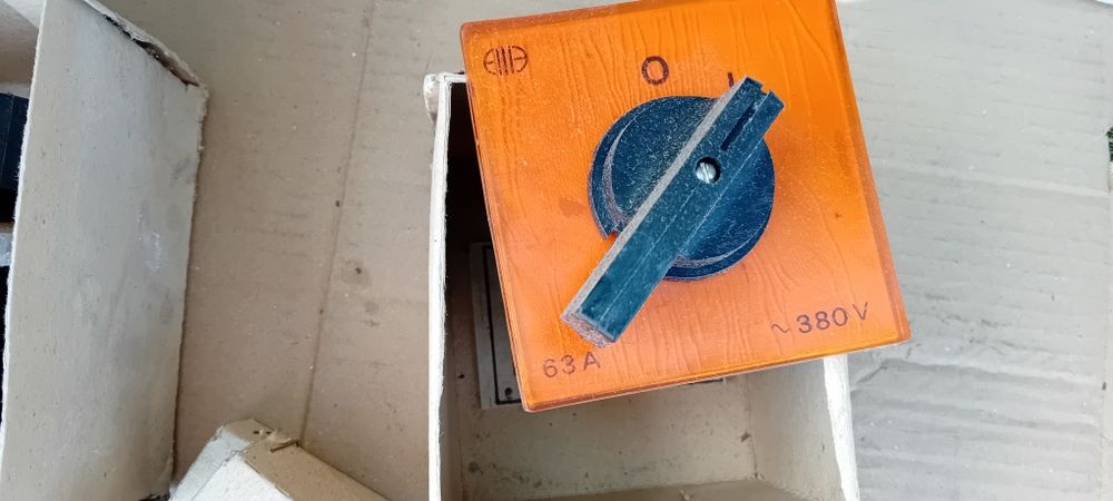 Контактори контакт прекъсвач 600А