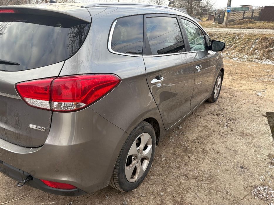 Dezmembrari Dezmembrez Piese Kia Carens Motor 1.7 Crdi Euro 6 D4FD