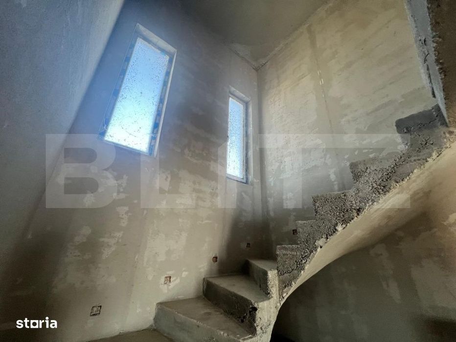 Casa la rosu, 233 mp, P+1, zona Valea Fetii