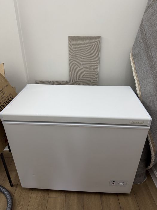 Морозильник продам