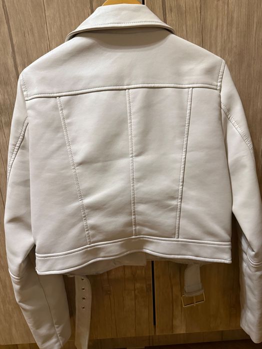 Куртка Stradivarius