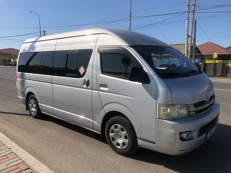 Тойота Хайс автобус Toyota Hiace аренда