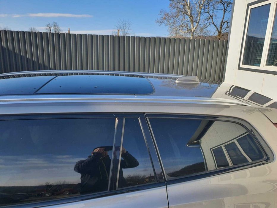 Bare pavilion Volvo V60 Cross Country 2018 2023