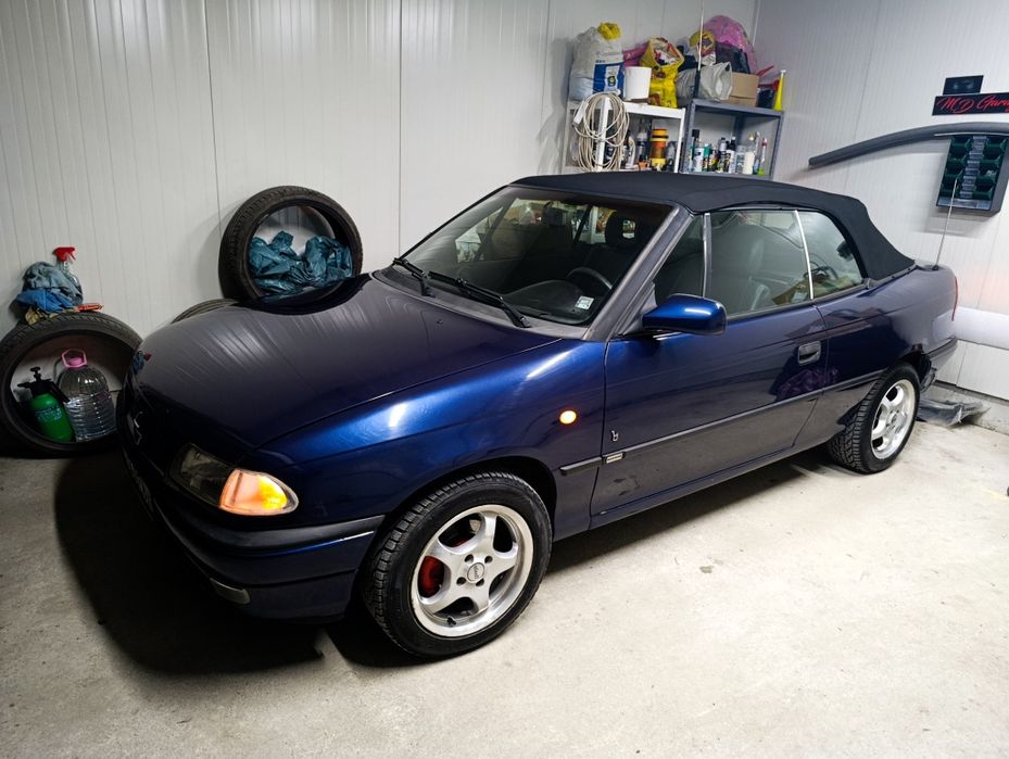 Opel Astra cabrio Bertone