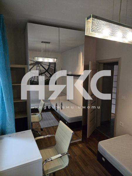 Продава се Тристаен апартамент в София, Гео Милев - 74 кв.м за 3473 €/кв.м - Снимка #4
