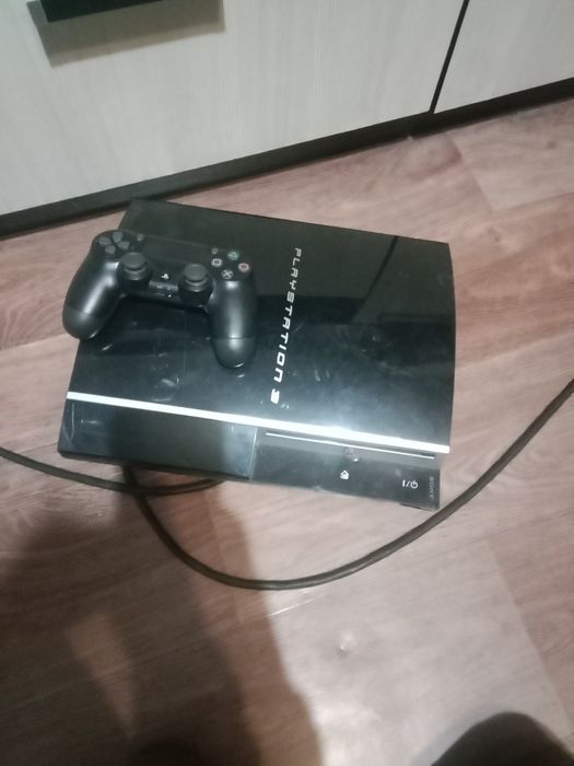 Продам сони плейстейшен 3