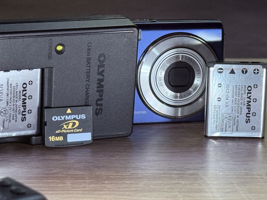Olympus FE-280 Y2K Digicam 8MP