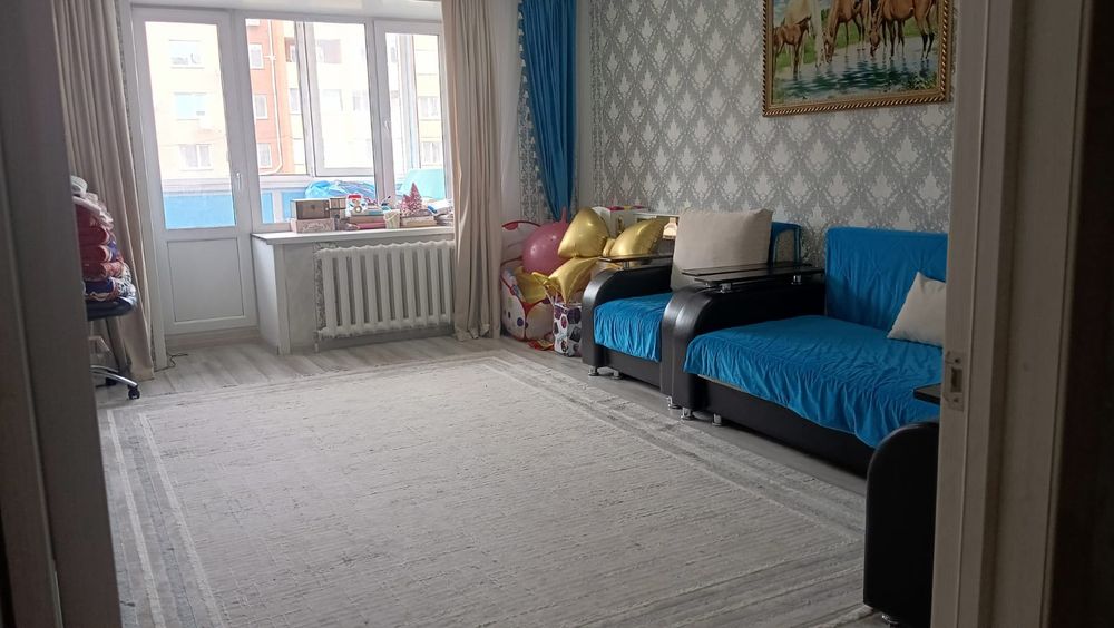 Продам квартиру район береке