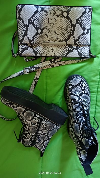 Обувки с чанта в един принт