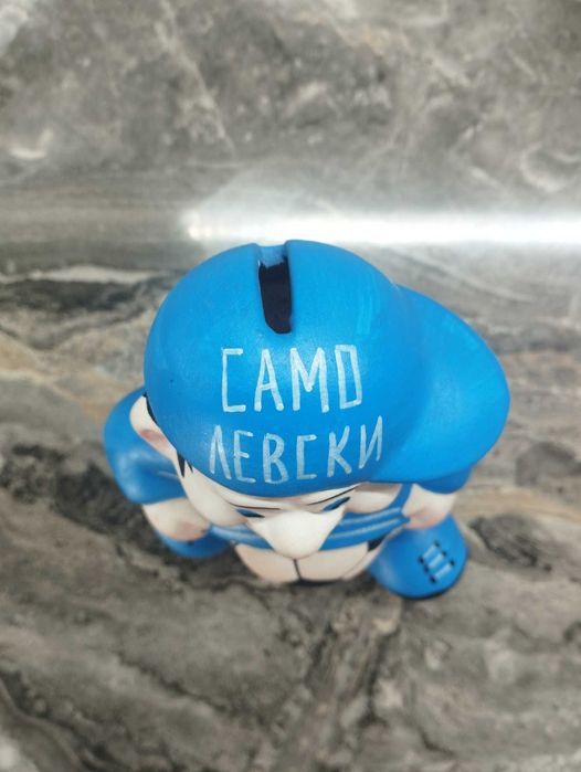 Колекционерски фен артикули на ФК Левски