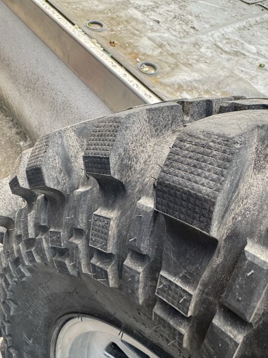 Journey Digger 35x12.5x15 Roti complete