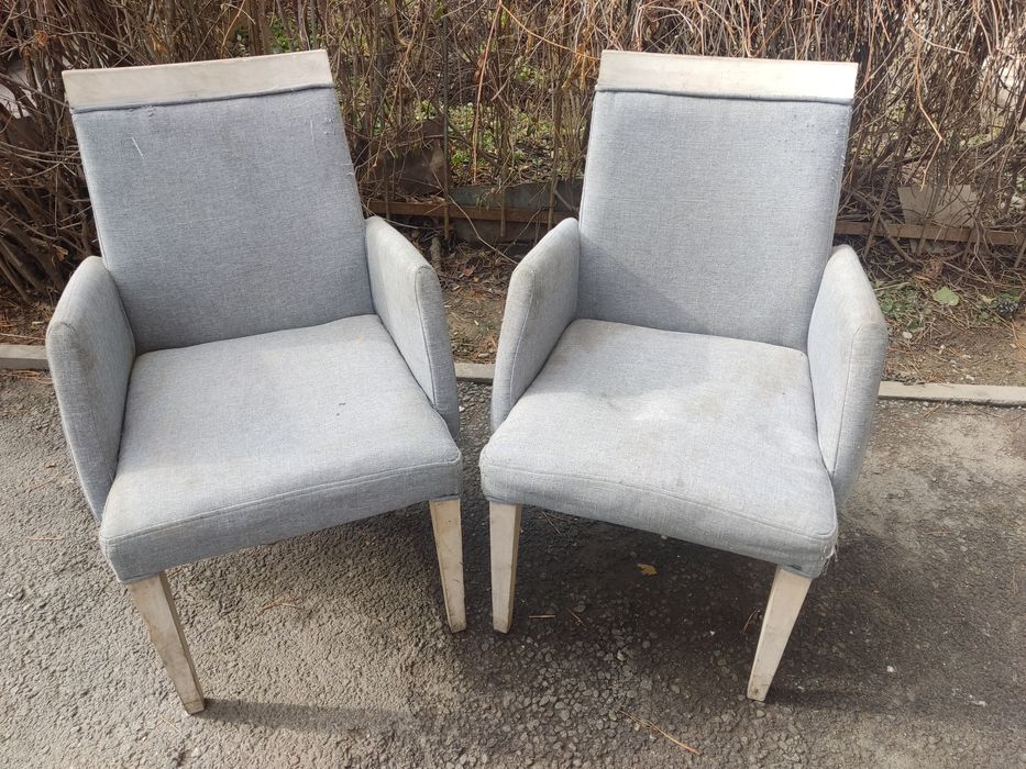 Кресла деревянные