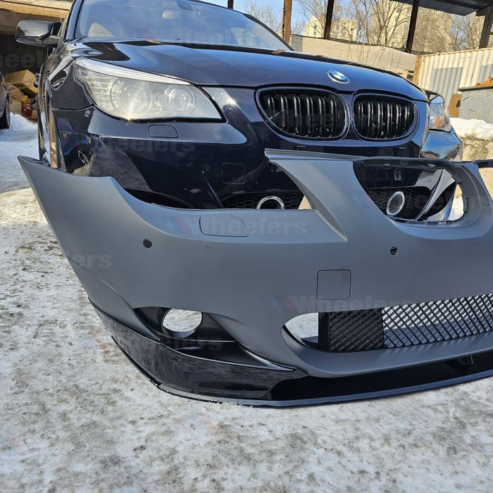 Сплиттер (губа) на передний бампер BMW E60 M M5