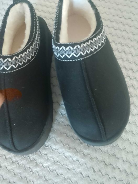 Обувки зимни  пантофи