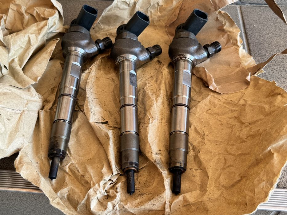 Vand injectoare Audi Vw Seat Skoda 04L130277AE