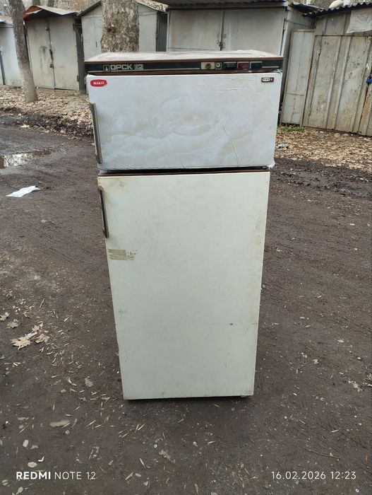 Продаётся холодильник