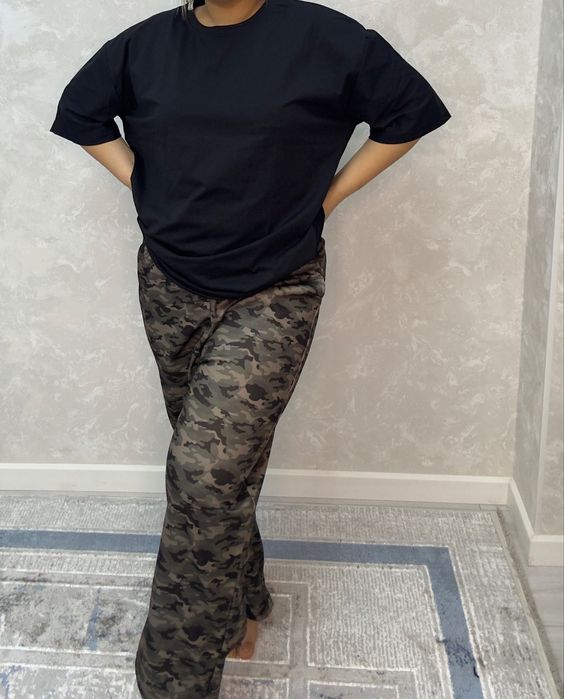 Футболка и штаны