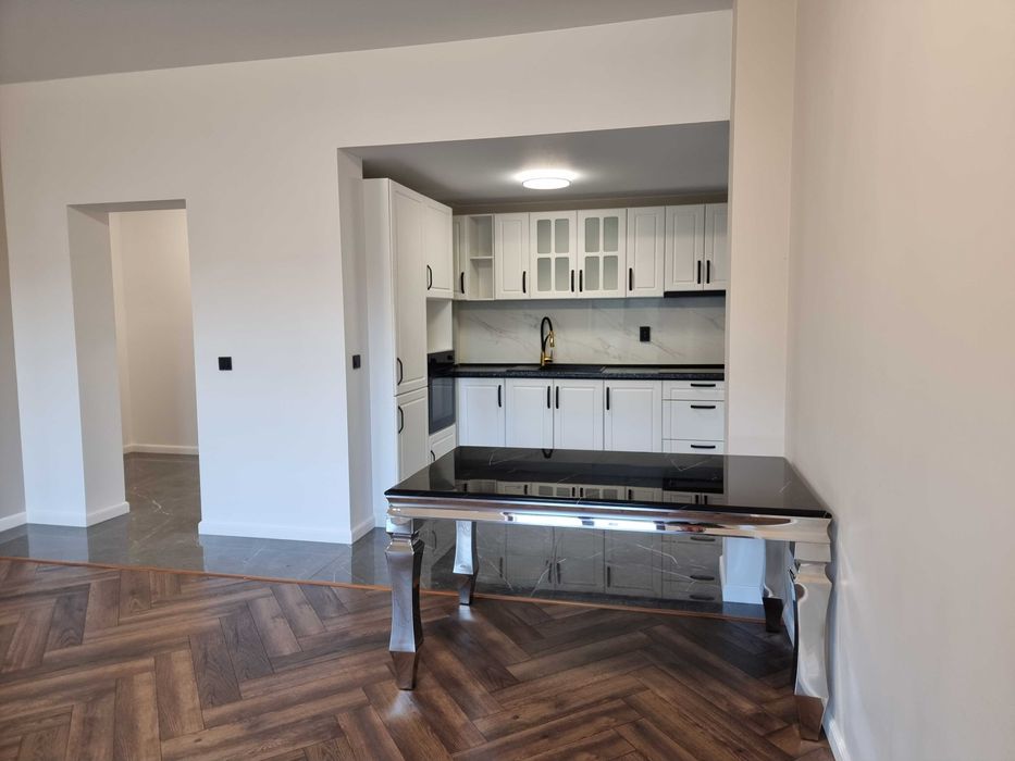 Продава се Тристаен апартамент в Банско - 145 кв.м за 561 €/кв.м - Снимка #1