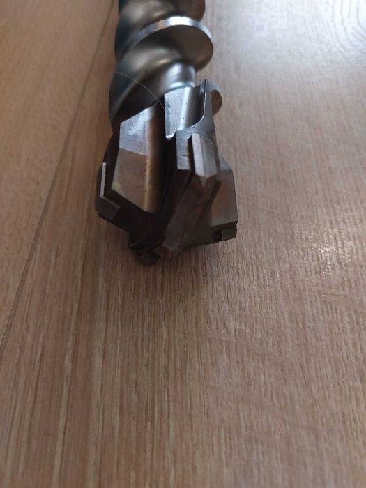 Burghiu Makita SDS-MAX 40X570X450