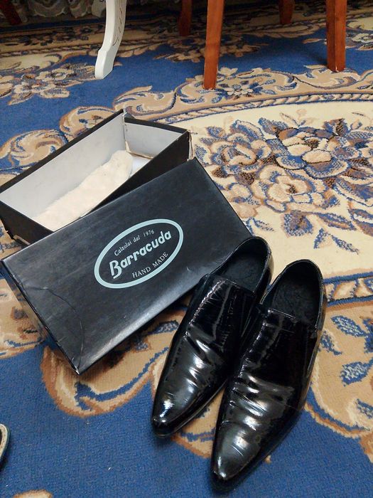 Продаю туфли Казачки