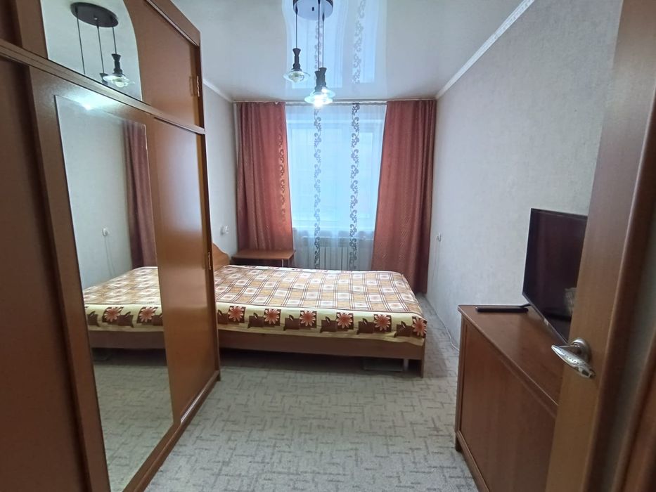 Срочно 2ком.кв. Район 8 школы