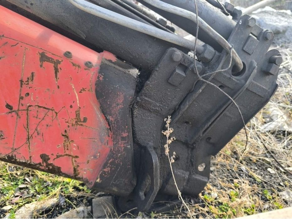 кран повдигач palfinger 13000L за камион