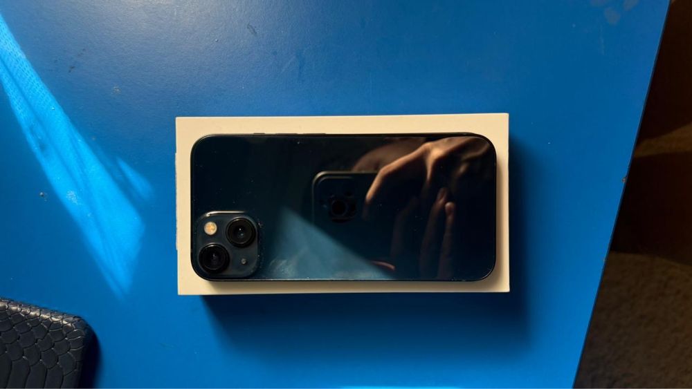 продам айфон 13 идеальном состоянии