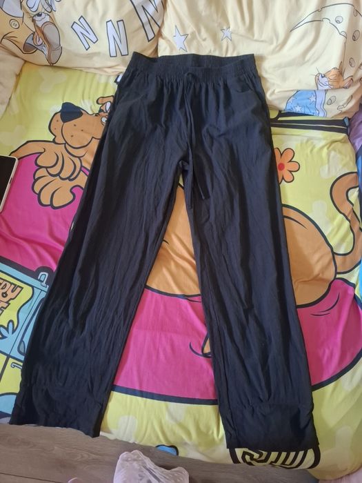 Pantaloni negri din bumbac